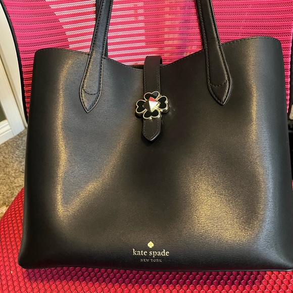 Kate spade Cassie tote in excellent condition! - Picture 2 of 5